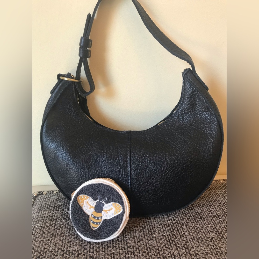 Portland Leather Pebbled Black Nora